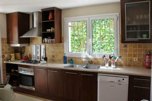 Begur Villa Sleeps 10 With Pool And Air Con