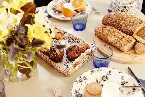 Hostal Close To Passeig de Gracia B&B