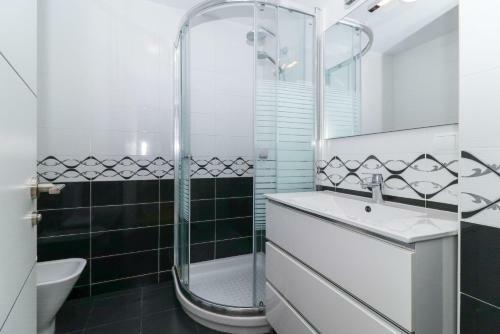 Hotel Benal Beach Resort By Rafleys