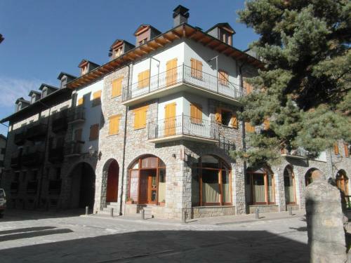 B35 - Edif. Sayo IV Apartamento - Villmor