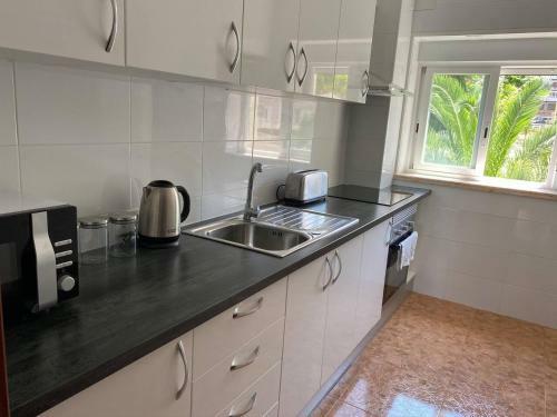 Stunning 3-bed Apartment In Benidorm