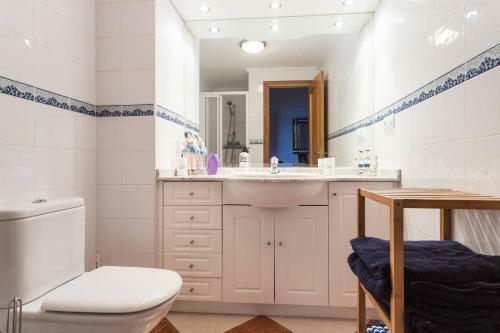 Luxury 2 Bedroom Sea View Apartment