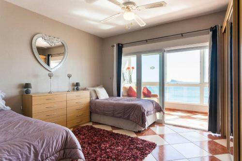Luxury 2 Bedroom Sea View Apartment