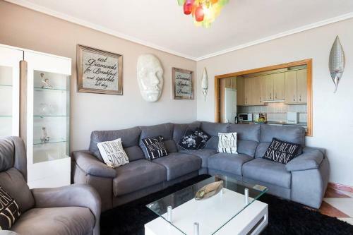 Luxury 2 Bedroom Sea View Apartment