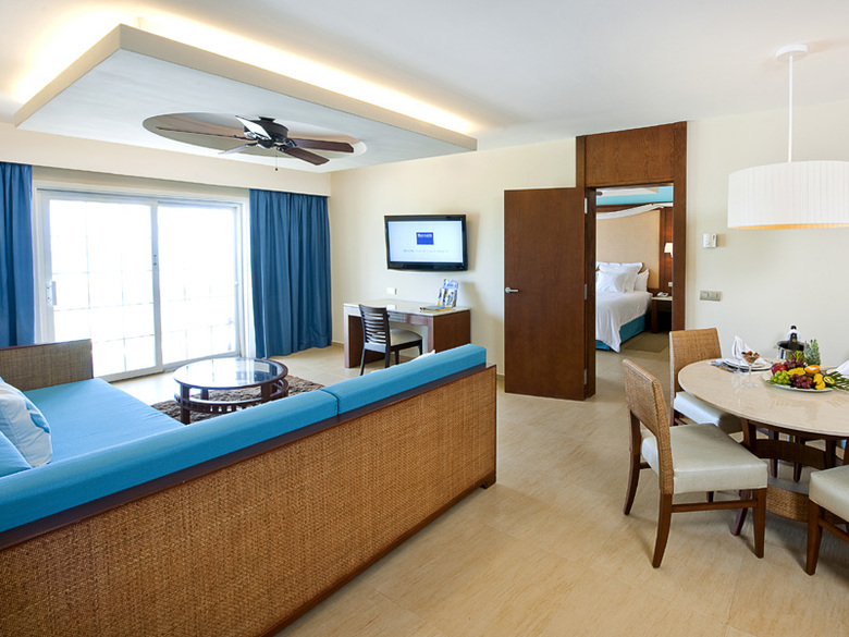 Hotel Barcel� B�varo Beach Adults Only All Inclusive
