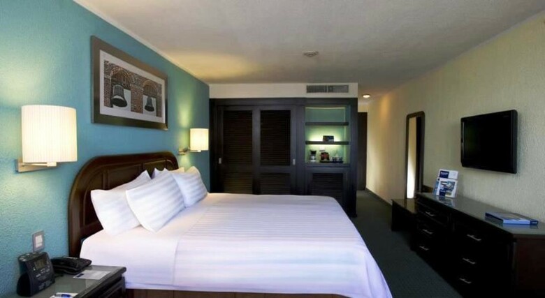 Hotel Barcel� Santo Domingo