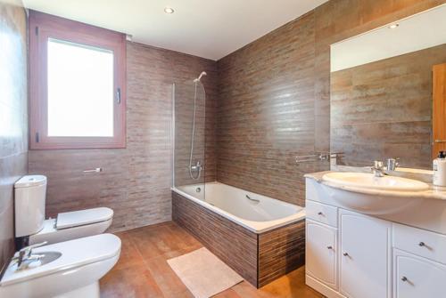 Blanes Villa Sleeps 10 Pool Wifi