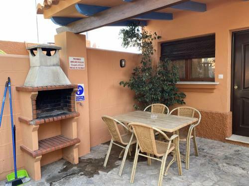 Casa Familiar Cerca de La Playa Con Piscina Compartida