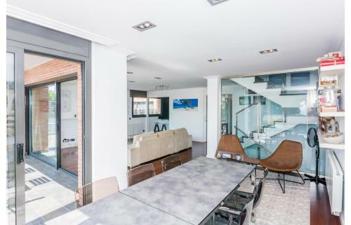 Villa Homeholidaysrentals Adonis