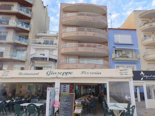 Apartamento Villa Service - Lindamar 1� 1�