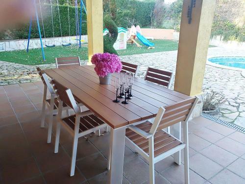 Alquiler Villa Con Piscina Montesa