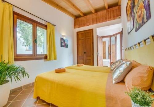 Cala Ratjada Apartment Sleeps 6 With Wifi