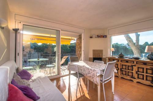 Calella de Palafrugell Apartment Sleeps 4