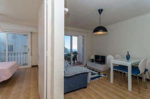 Calella de Palafrugell Apartment Sleeps 4