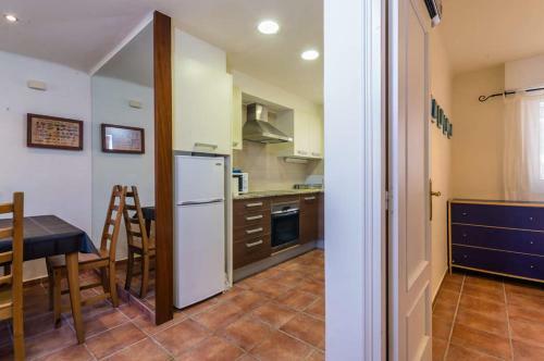 Calella de Palafrugell Apartment Sleeps 4 Air Con