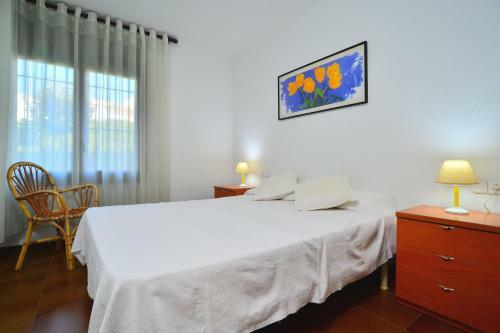 Calella de Palafrugell Apartment Sleeps 4 Pool