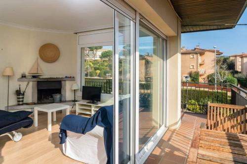 Calella de Palafrugell Apartment Sleeps 6 Pool
