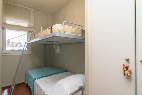 Calella de Palafrugell Apartment Sleeps 6