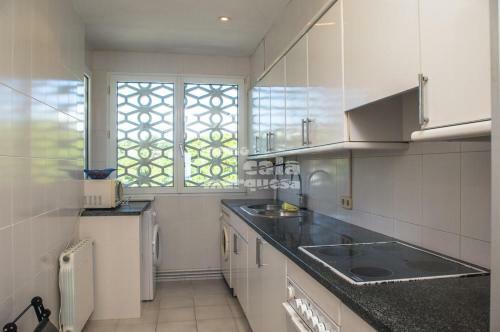 Calella de Palafrugell Apartment Sleeps 7 With Pool