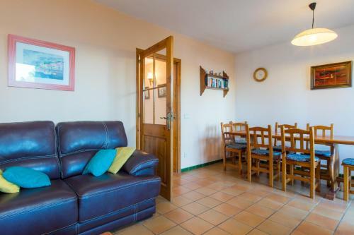 L-1 Calella de Palafrugell 8 Pax