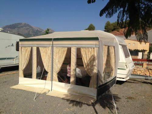 Camping Fonts Del Algar