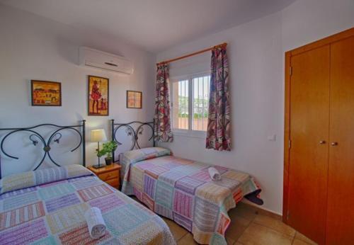 Calpe Villa Sleeps 11 With Pool Air Con And Wifi