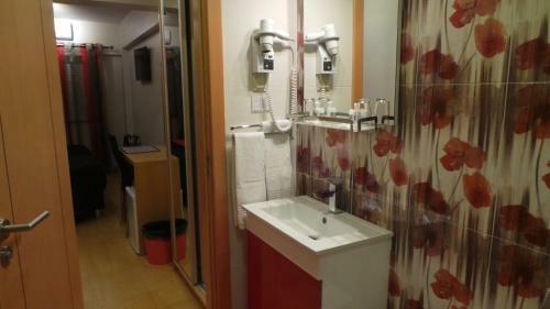 Hostal Dom Jo�o Residencial