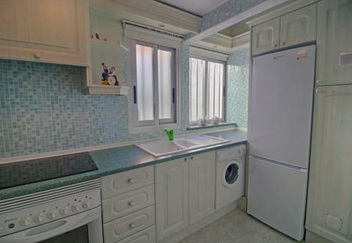 Calpe Apartment Sleeps 4 Air Con T792157