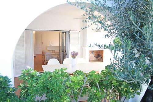 Meritxell Seafront Villa