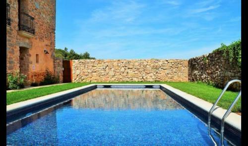 Villa In Capellades Sleeps 15 With Pool