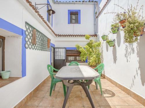 Comfy Holiday Home In Carcabuey With Patio
