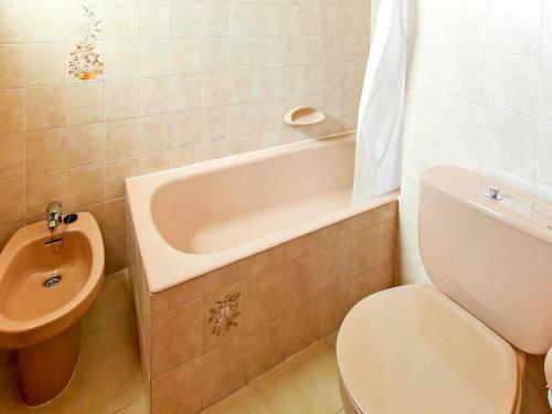La Fustera Villa Sleeps 9 With Pool And Air Con