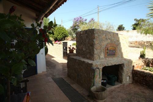 Hostal Quinta Do Rio Country Inn