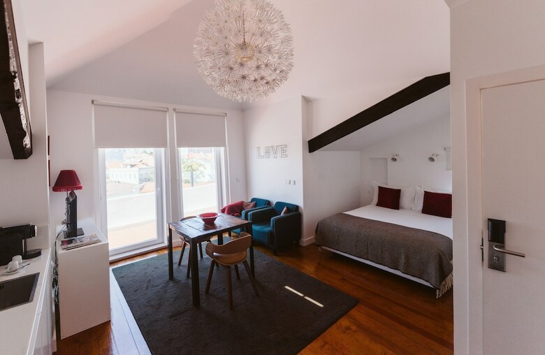 54 Santa Catarina Apartments