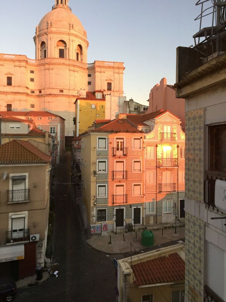 Hostal Sweet Lisbon Guesthouse