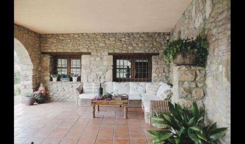 Castelltercol Villa Sleeps 19 With Pool