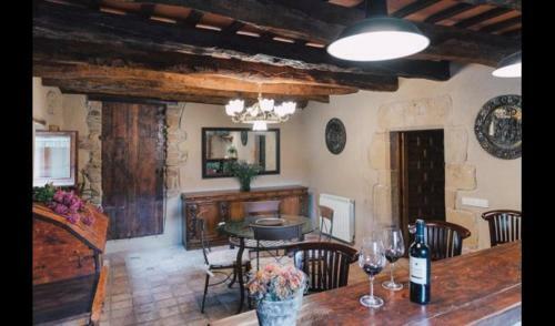 Castelltercol Villa Sleeps 19 With Pool