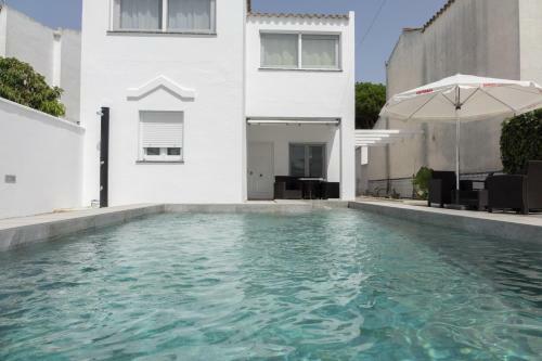 Chalet �rbol de La Vida - Cerca La Playa