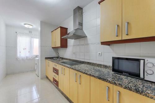 Remarkable 3-bed Apartment In Chipiona