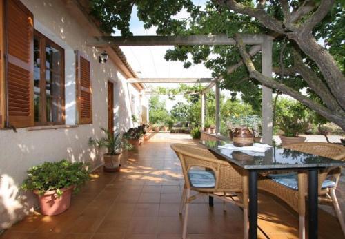 Port de Pollenca Villa Sleeps 6 With Pool Air Con And Wifi