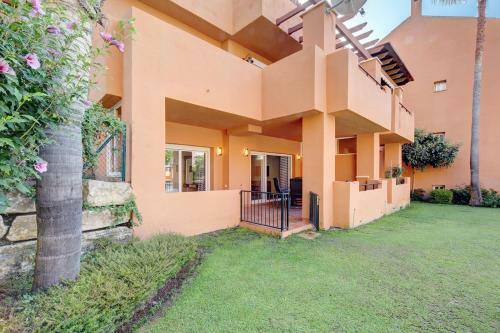 Modern Garden Apartment Estepona (Lf-4b1)