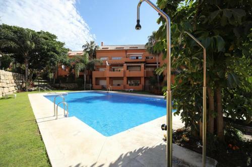 Modern Garden Apartment Estepona (Lf-4b1)
