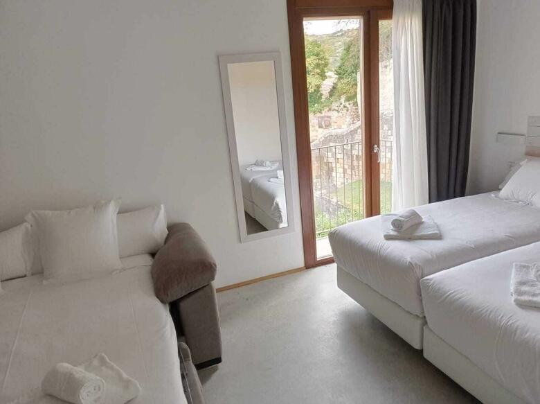 Hostal Estella Rooms - Autocheckin