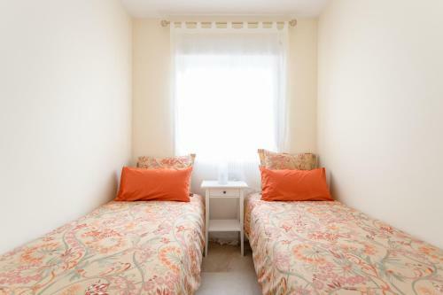 Apartamento Oleholidays Avenida Espa�a Centro Estepona 50 M. Playa