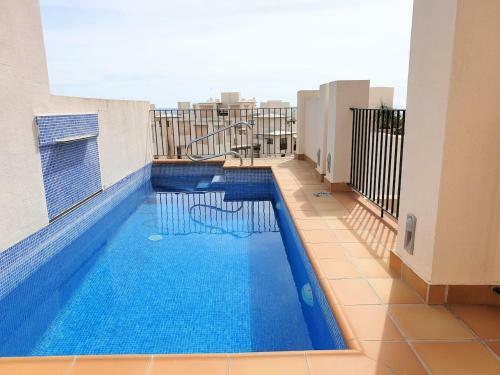 Amazing Penthouse With Rooftop Pool In Estepona