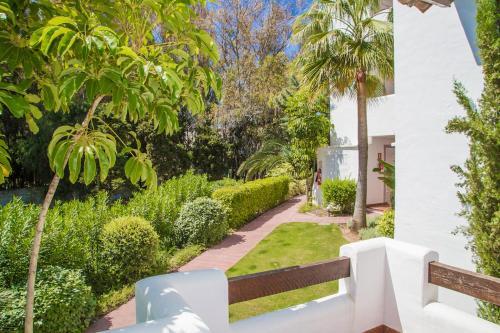 Apartamento Luxury Duplex Penthouse Alcazaba Beach - Rdr157