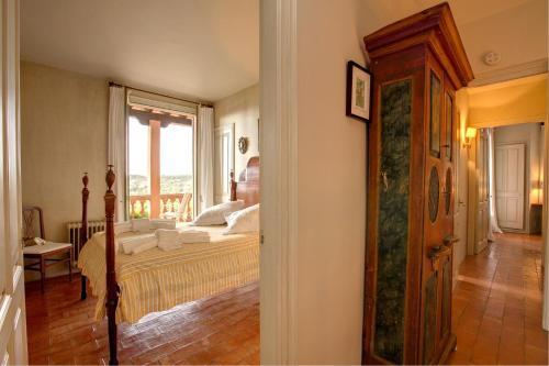 Fornells de La Selva Villa Sleeps 8 Pool T802389