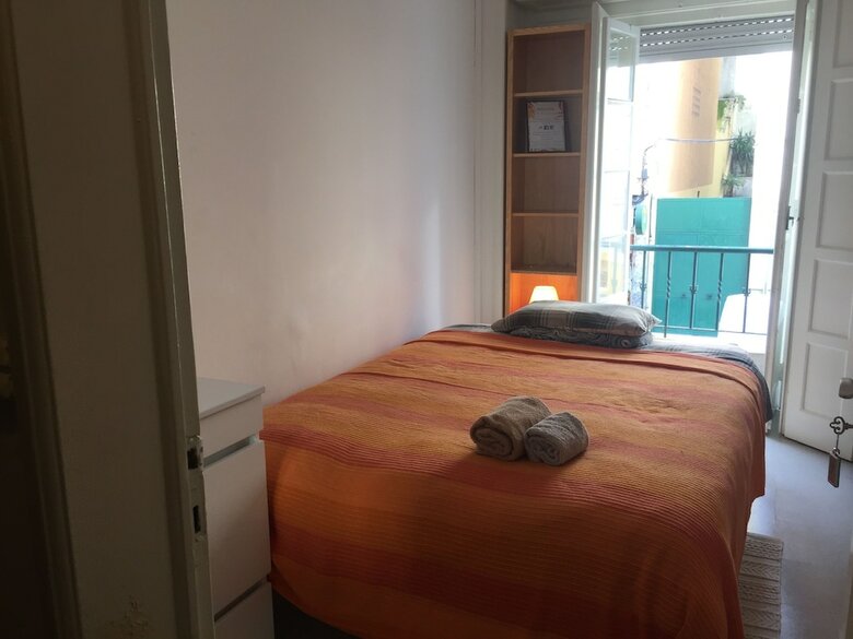 Hostal Sunny Lisbon - Guest House And Residence
