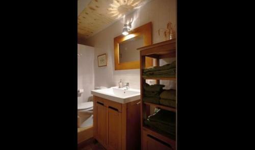 Girona Villa Sleeps 8 With Pool