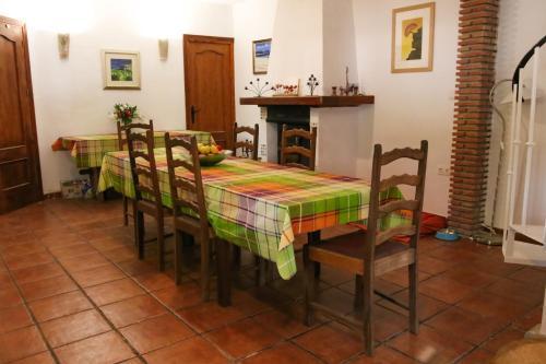 Beautiful 9 Bed Villa Private Pool Large Garden